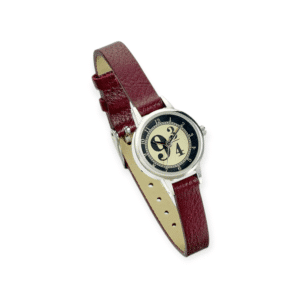 Harry Potter Watches Platform Nine and three quarters